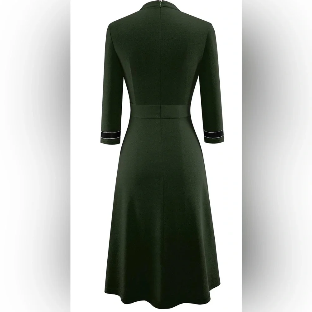 Elegant Green Women's Dress - Picture 4 of 7